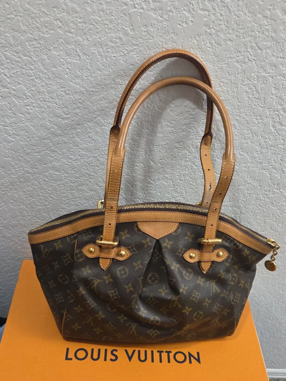 Louis Vuitton Monogram Tivoli Bag - Picture 6 of 7